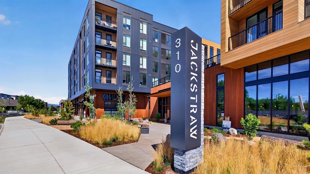 Jackstraw-Apartments-1 The Jacksraw in Bend, OR,is a mixed-use development that blends multifamily living, retail, and public gathering spaces into one vibrant destination.