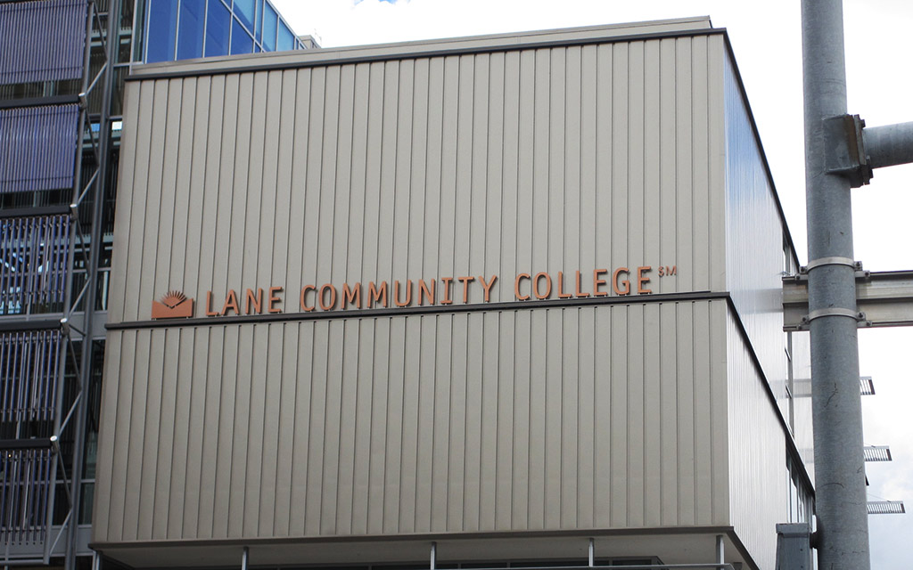 Lane Community College featuring AEP Span's Prestige Series® siding panels in a Cool Metallic Champagne color.