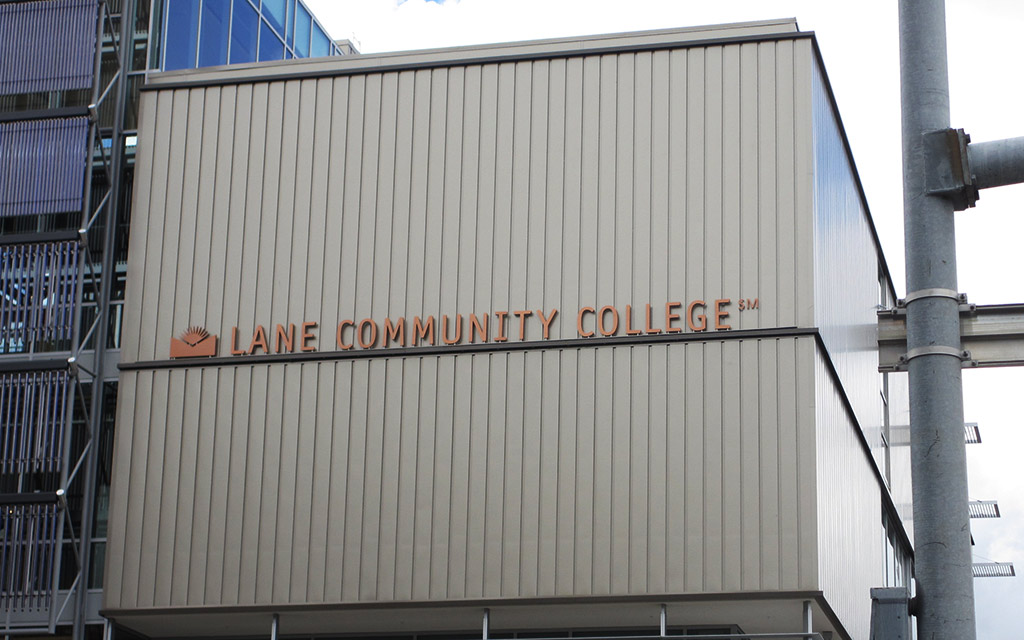 Lane Community College featuring AEP Span's Prestige Series® siding panels in a Cool Metallic Champagne color.