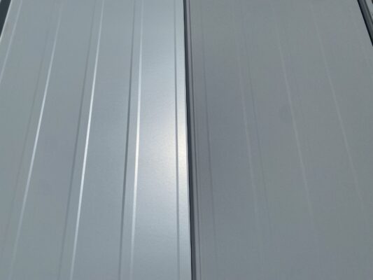 Standard gloss metal versus Natural Matte