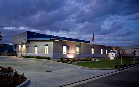 This construction office in Stockton, CA features AEP Span's Box Rib™ in Regal Blue and ZINCALUME® Plus colors.