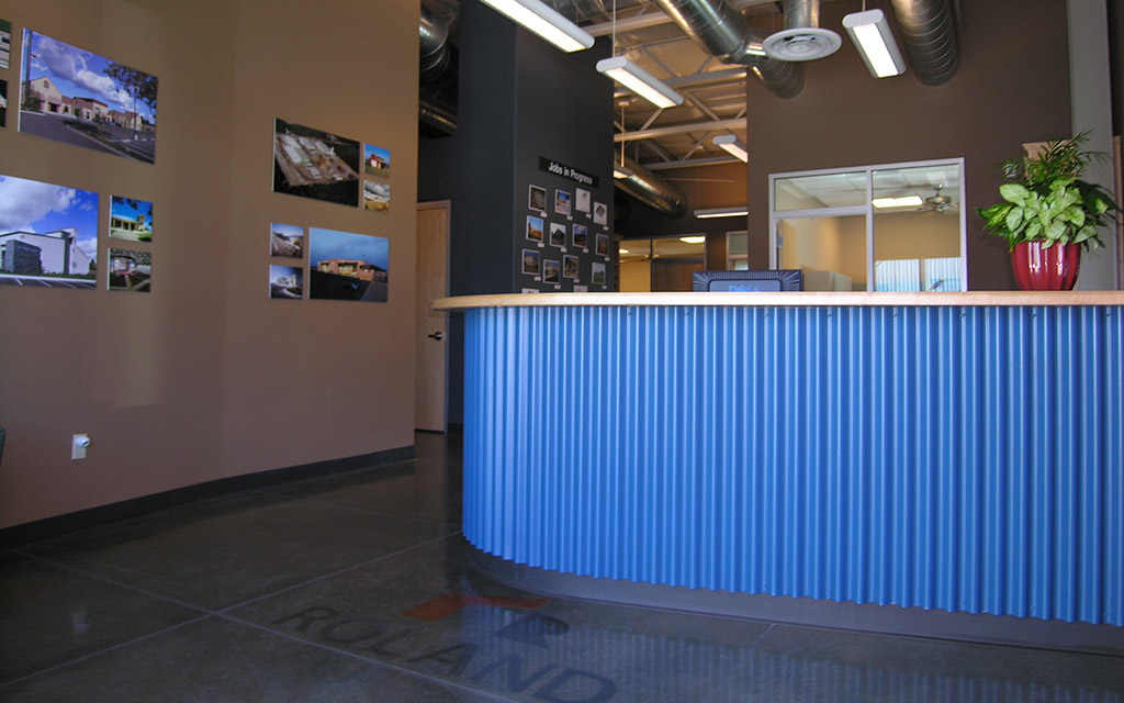 This construction office in Stockton, CA features AEP Span's Box Rib™ in Regal Blue and ZINCALUME® Plus colors.
